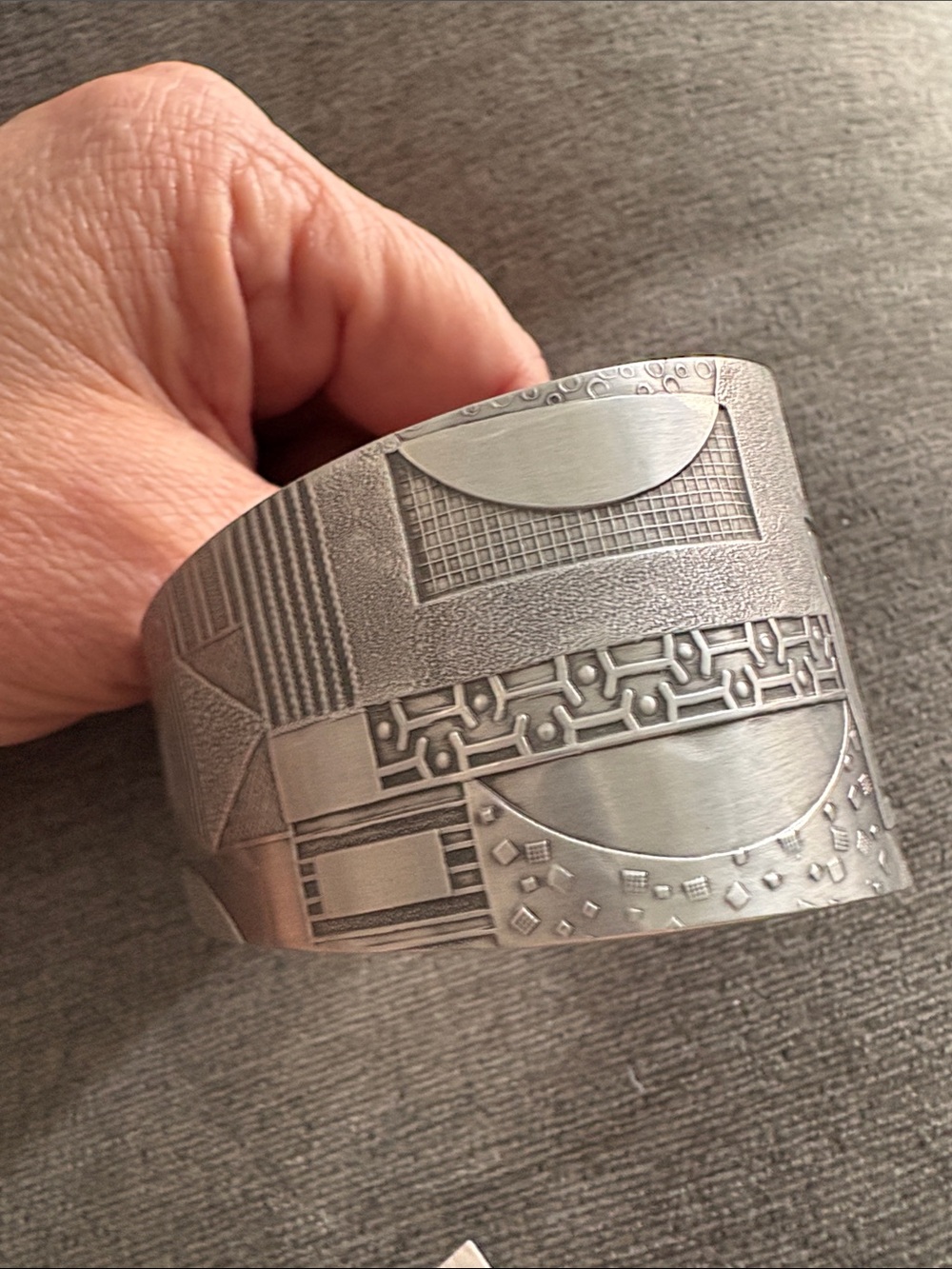 WENDELL AUGUST FORGE Textured Silver-Tone Geometric Cuff Bracelet large